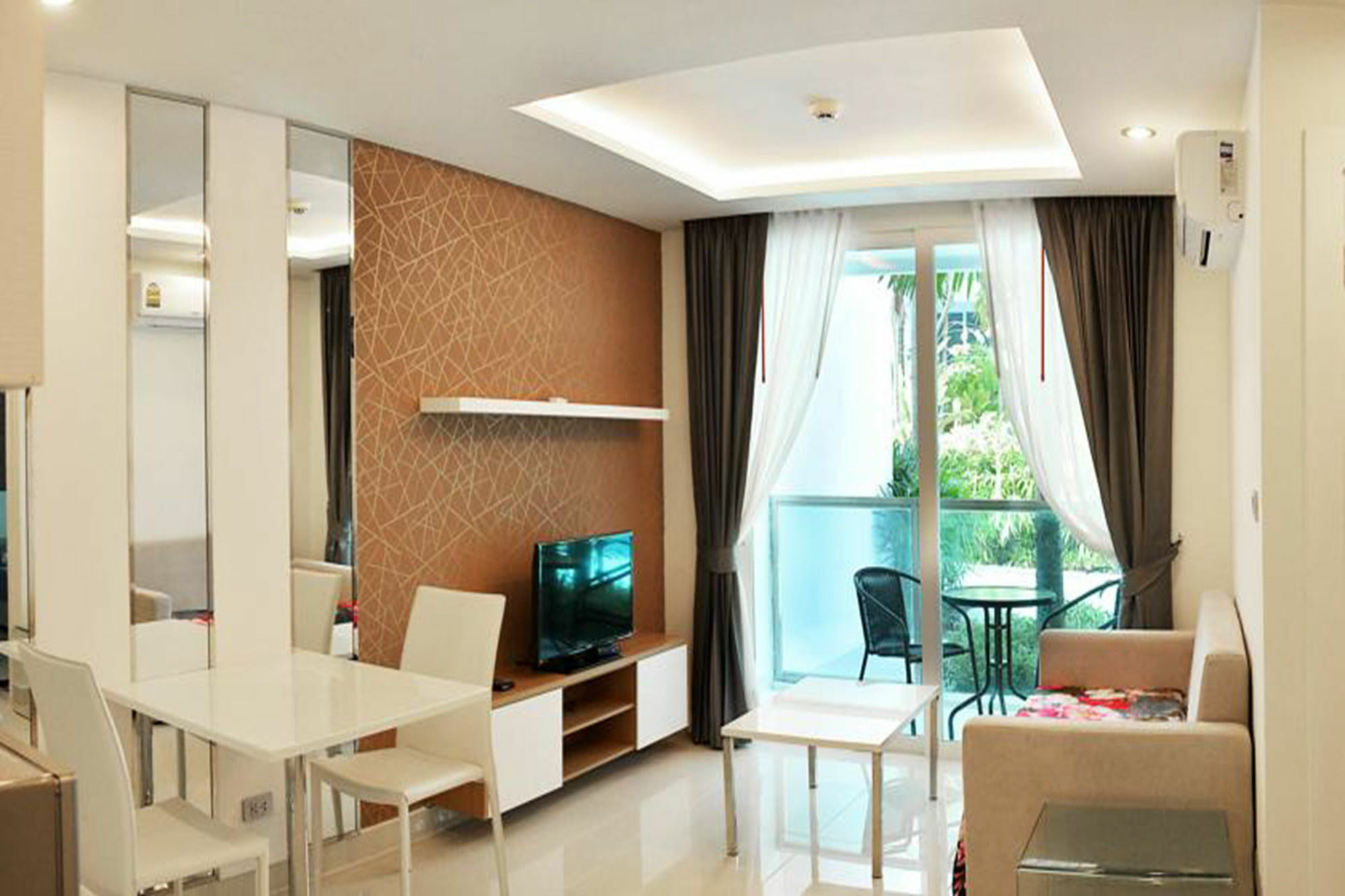 Amazon Pattaya Jomtien Apartments Eksteriør bilde